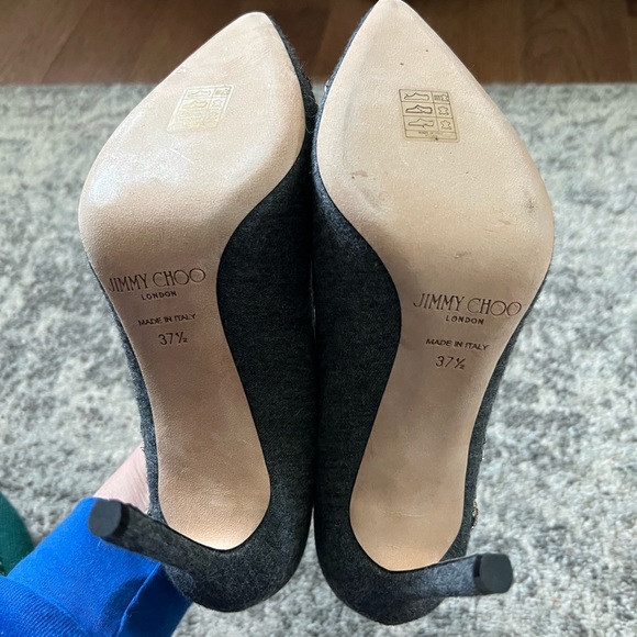 Authentic Jimmy Choo Gray Flannel Rhinestone Pumps - Size 37.5 - Picture 2 of 5